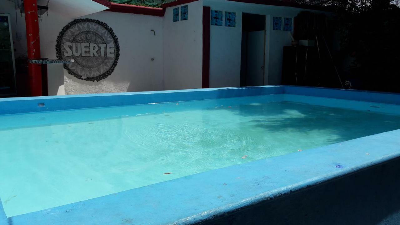 Hostel Quetzal Cancún Exterior foto